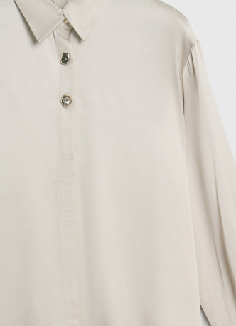 Сатиновая блузка из вискозы