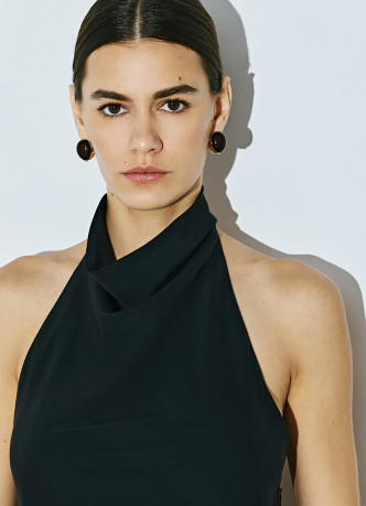 Топ из модала с открытой спиной