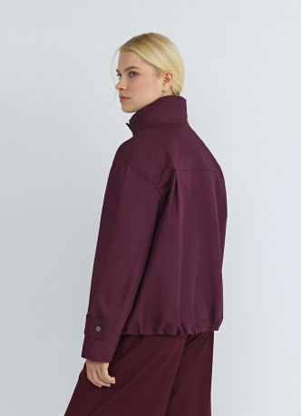 Легкая куртка