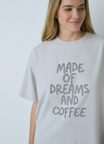 Футболка со стразами