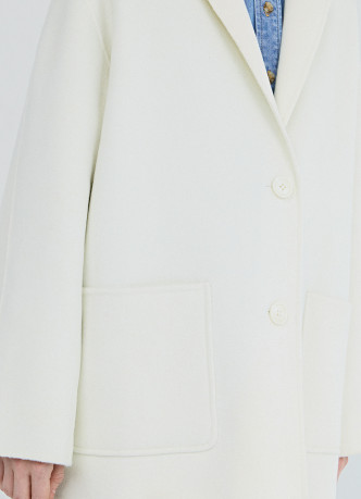 Легкое пальто