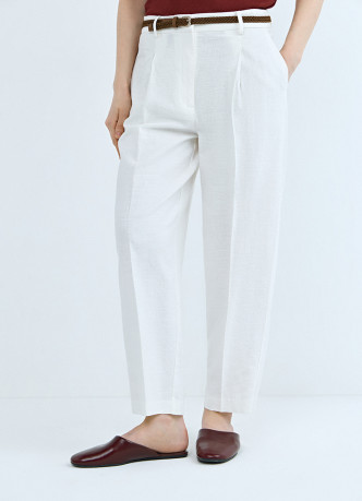 Зауженные брюки с поясом