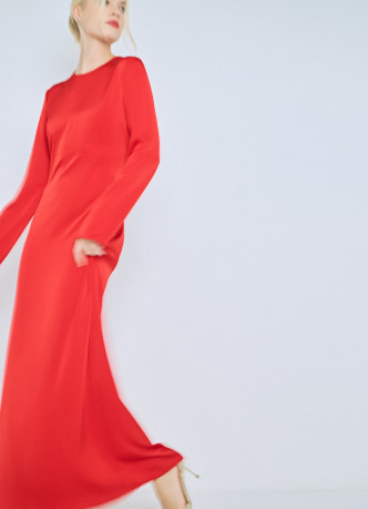 Сатиновое платье с завязками на спине