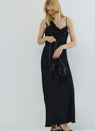 Сумка с длинными пайетками и бисером