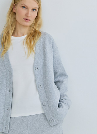 Кардиган с вышивкой