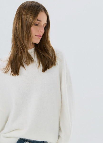 

Джемпер оверсайз из пряжи с ангорой, Белый