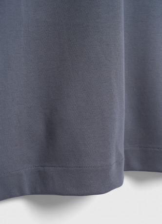 Футболка из плотного хлопка