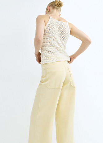 Широкие джинсы из плотного денима