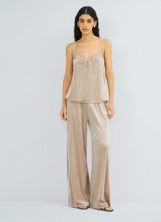 Бархатный топ с кружевом