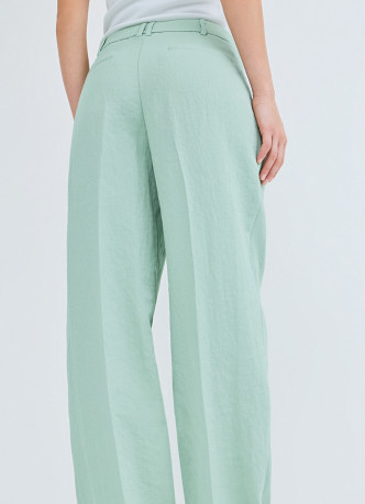 Брюки прямого силуэта со стрелками