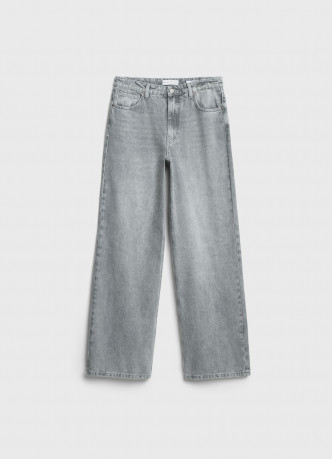 Джинсы со средней посадкой