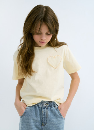 Футболка с аппликацией для девочек