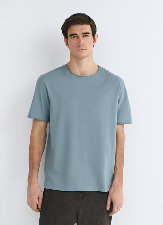 Футболка с необработанным краем