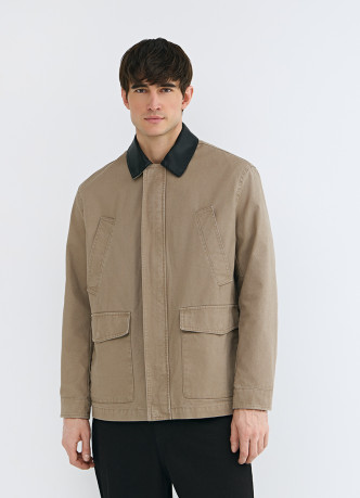 Куртка с контрастным воротником