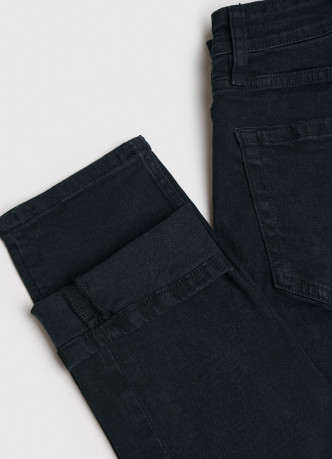 Базовые узкие джинсы