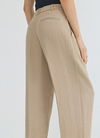 Прямые брюки cо складками