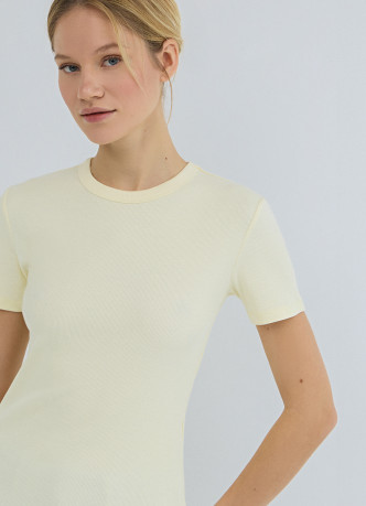 Футболка в рубчик