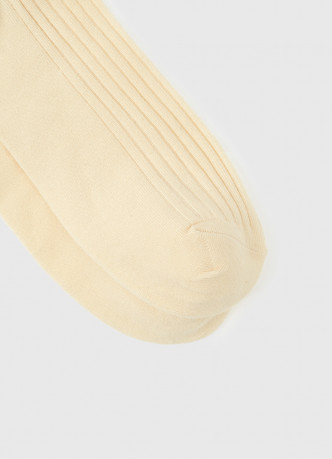 Высокие носки в рубчик с вышивкой