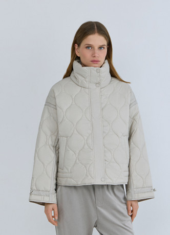 Стёганая утеплённая куртка с воротником-стойкой