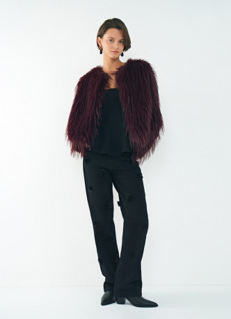 Укороченная шуба из искусственного меха