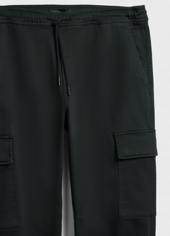 Джоггеры с карго-карманами