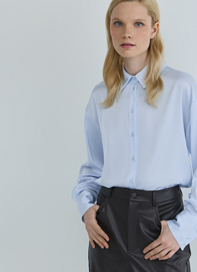 Блузка из сатина