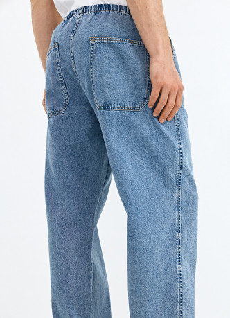 Свободные джинсы