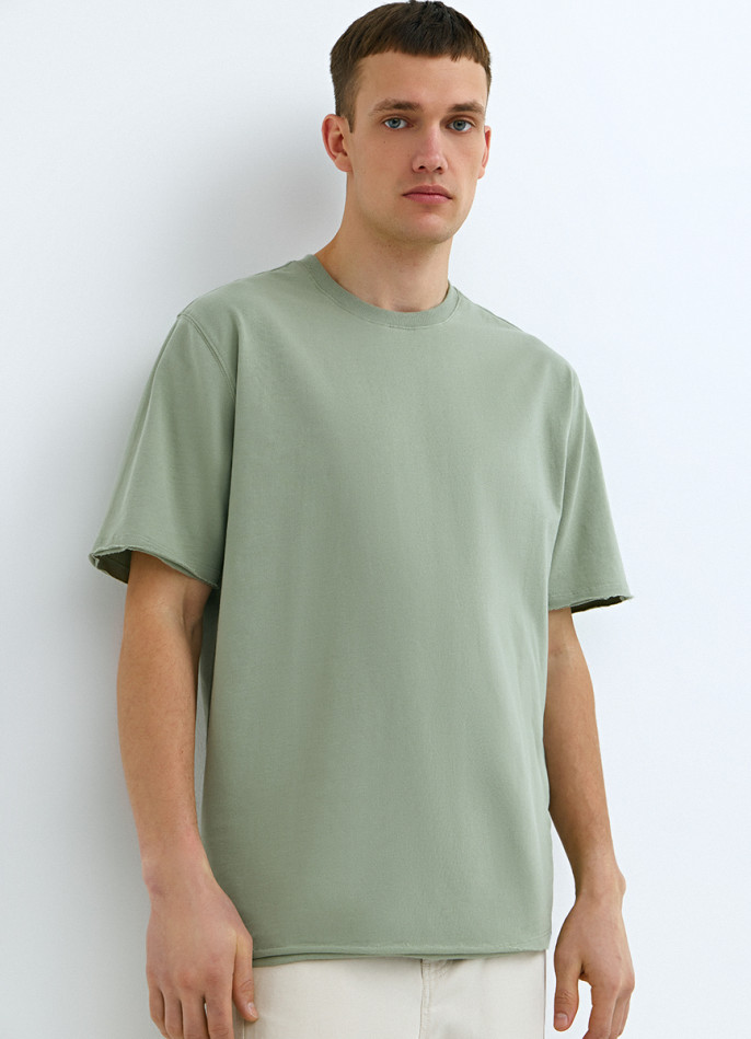 Базовая футболка с необработанным краем