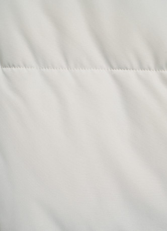 Утеплённая куртка с капюшоном