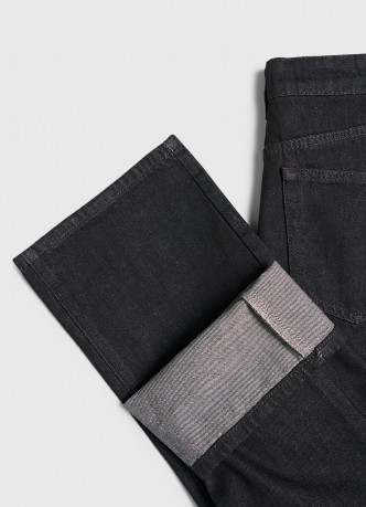 Прямые джинсы с высокой посадкой