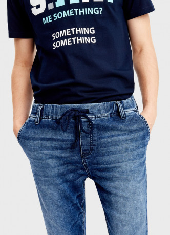 Тёмно-синие джоггеры из денима