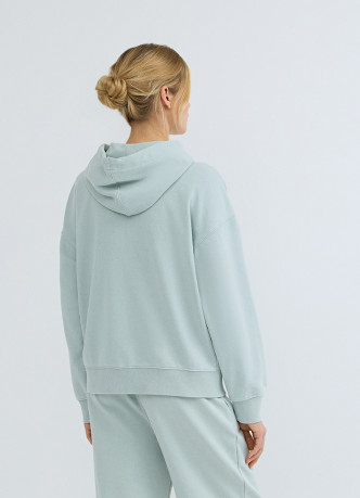 Толстовка на молнии с вышивкой