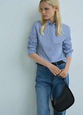 Приталенная рубашка