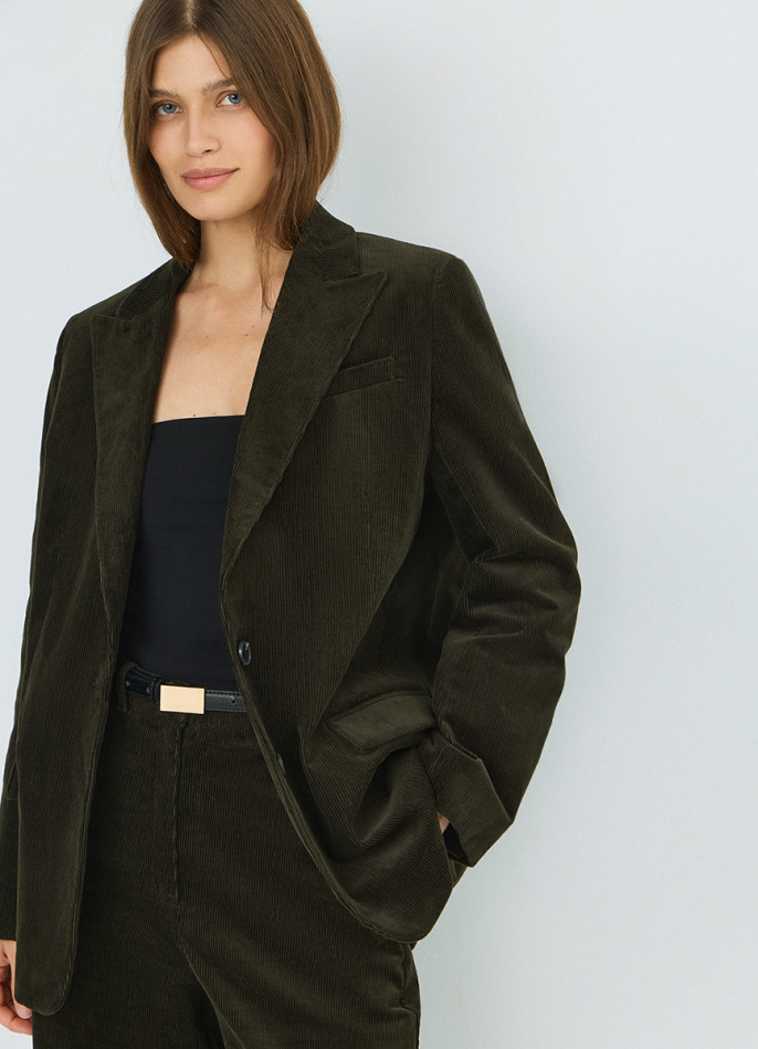 Однобортный жакет из вельвета