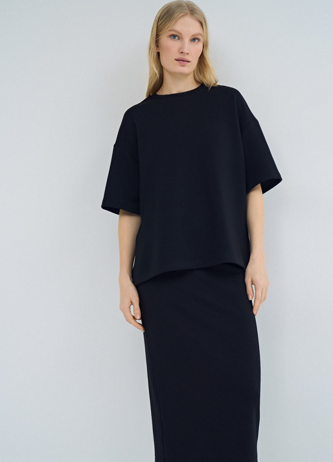 Футболка оверсайз с разрезами