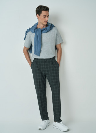 Брюки с защипами