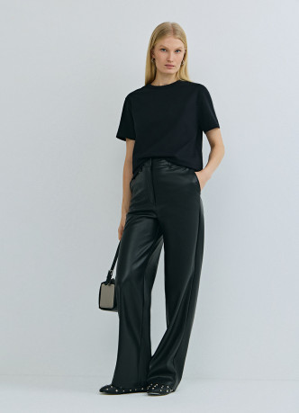 Базовая футболка