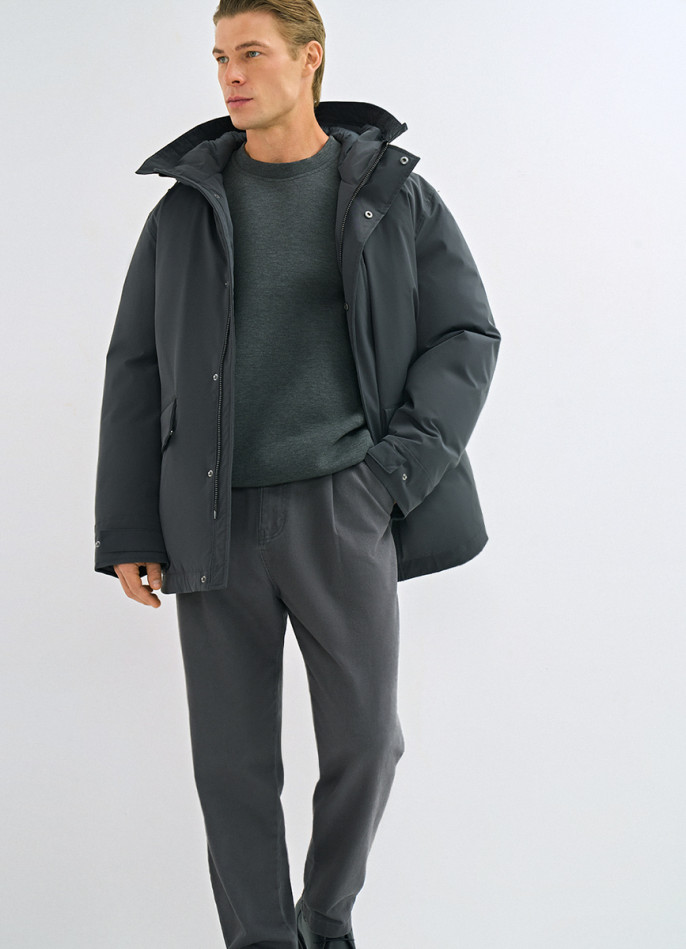 Утеплённая парка с капюшоном