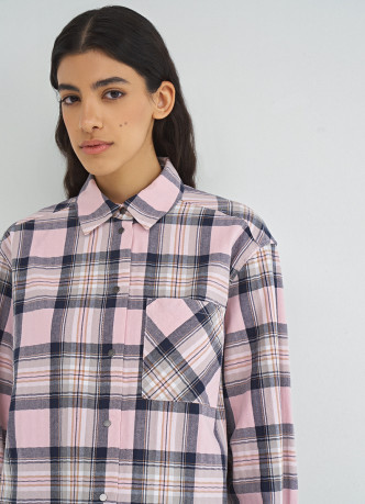 Рубашка в клетку на кнопках