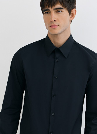 Рубашка с острым воротником