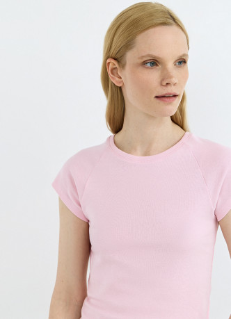 Приталенная футболка из хлопка