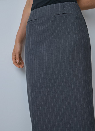 Прямая юбка миди