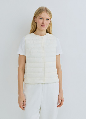 Лёгкий стёганый жилет