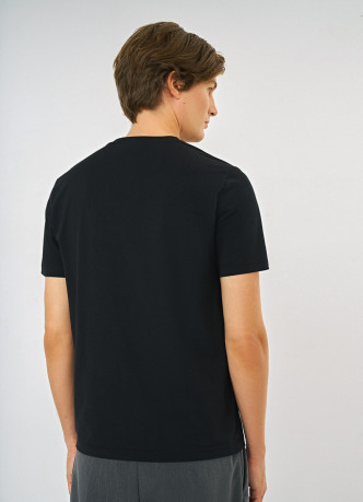 Базовая футболка