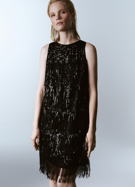 Платье А-силуэта с бахромой из пайеток Черный 6999₽