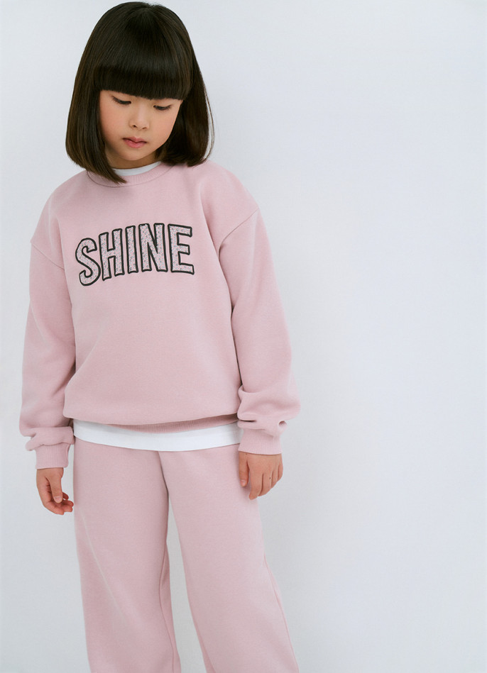 Свитшот с аппликацией для девочек