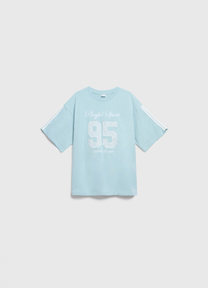 Футболка с аппликацией для девочек