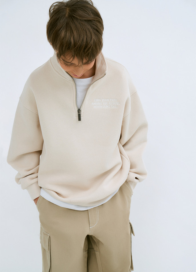 Свитшот с вышивкой для мальчиков