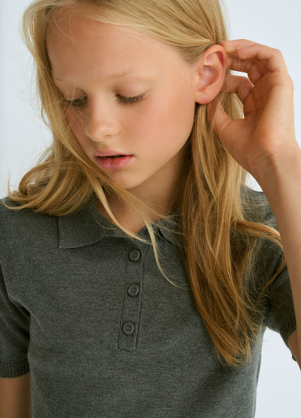 Вязаный джемпер с коротким рукавом для девочек Серый 1799₽