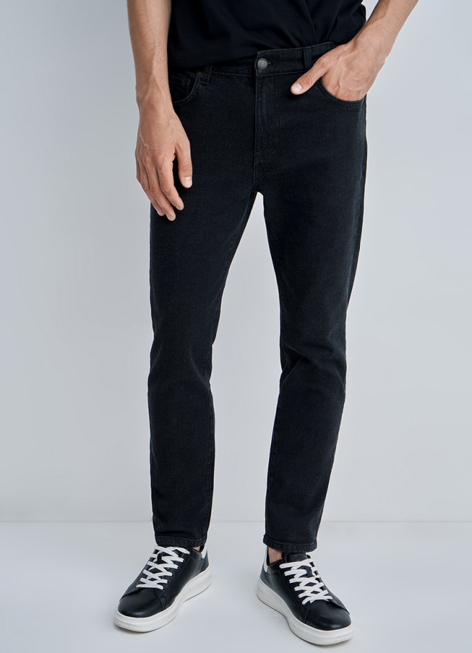 Узкие джинсы